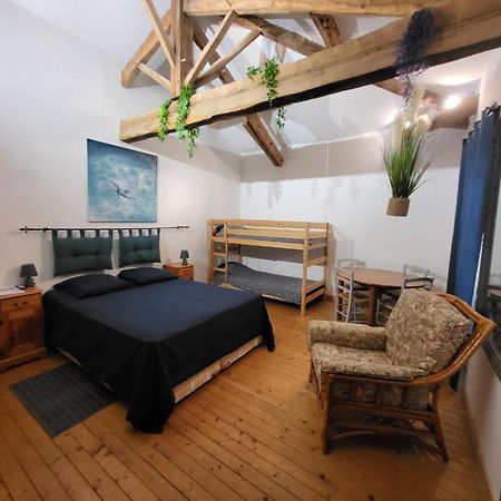Domaine De La Sarrotte Bed and Breakfast Saugon Εξωτερικό φωτογραφία
