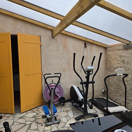Domaine De La Sarrotte Bed and Breakfast Saugon Εξωτερικό φωτογραφία
