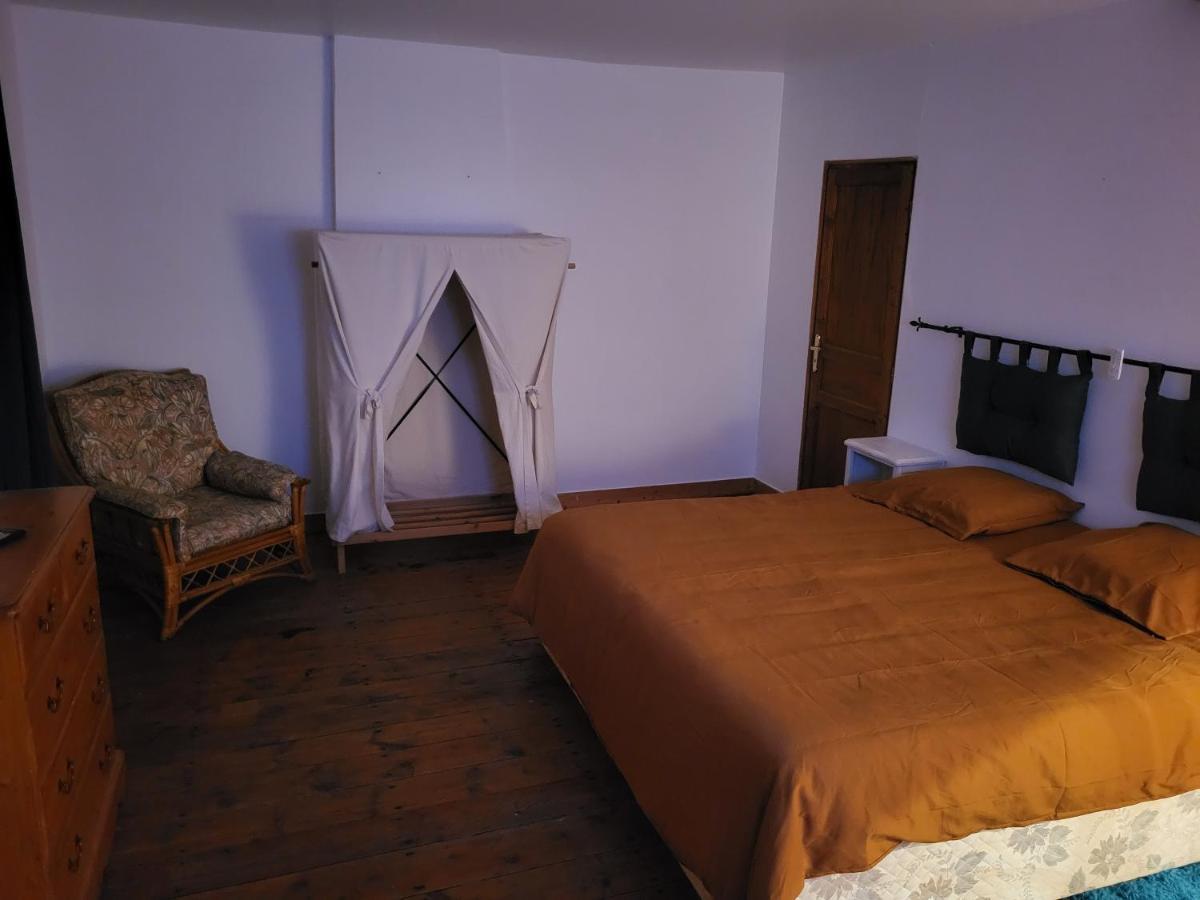 Domaine De La Sarrotte Bed and Breakfast Saugon Εξωτερικό φωτογραφία