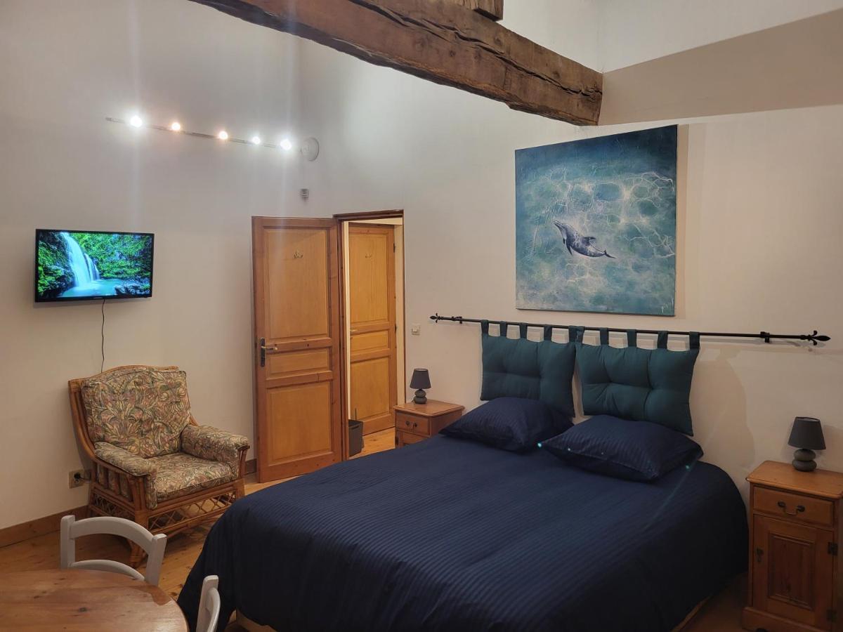 Domaine De La Sarrotte Bed and Breakfast Saugon Εξωτερικό φωτογραφία