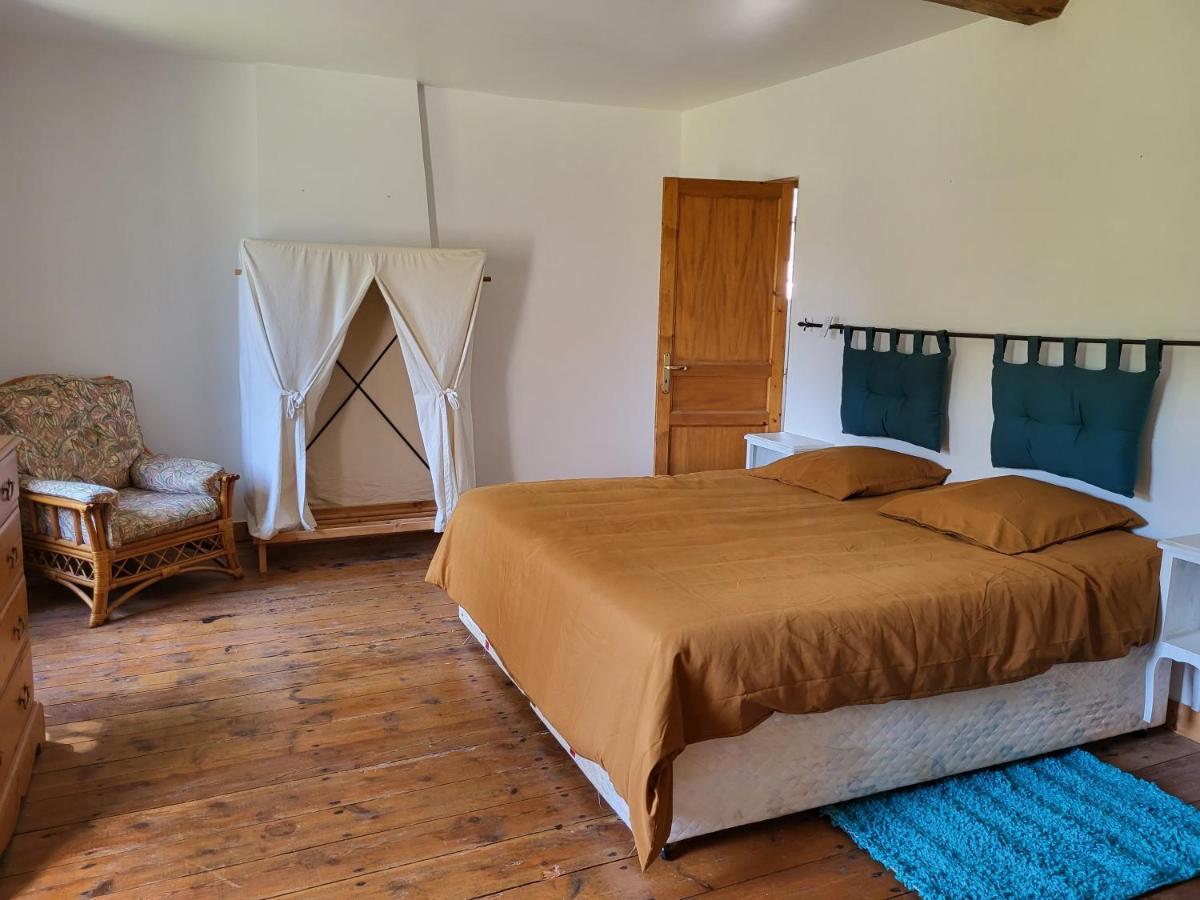 Domaine De La Sarrotte Bed and Breakfast Saugon Εξωτερικό φωτογραφία