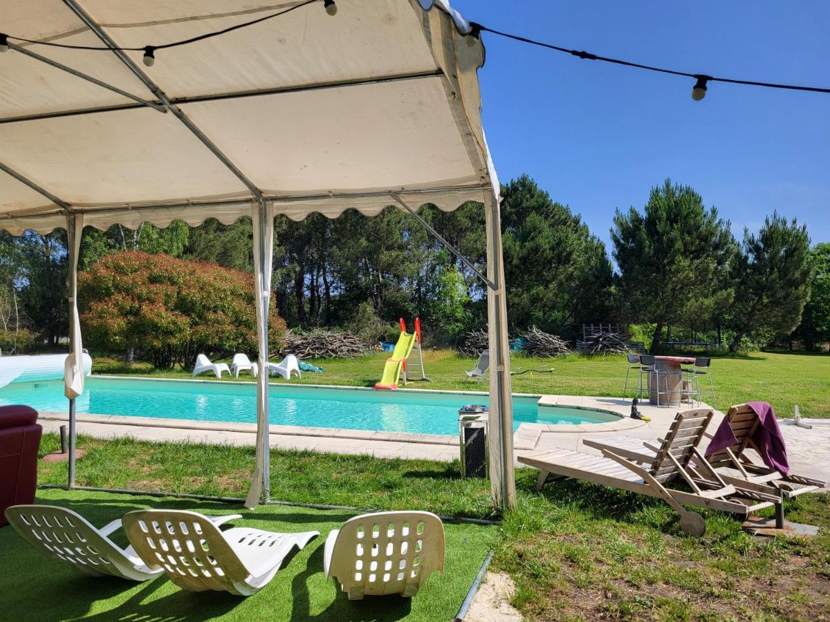 Domaine De La Sarrotte Bed and Breakfast Saugon Εξωτερικό φωτογραφία